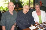 Gordon with Brian and Libby Cassidy 2007